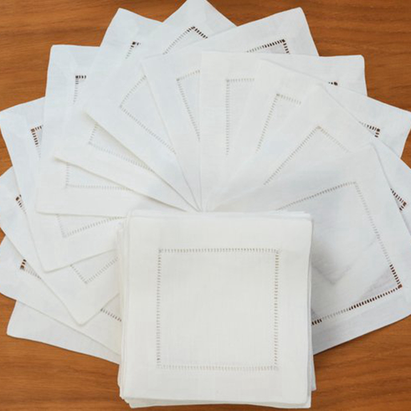 Serviette de Cocktail blanche  - Monogrammed Handkerchief avis et prix