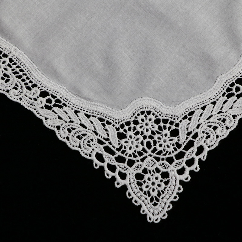 A009 Mouchoirs en dentelle de  - Monogrammed Handkerchief avis et prix